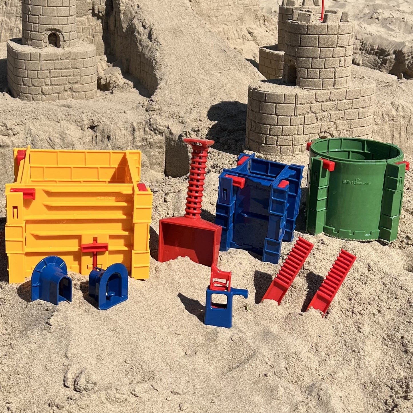 Sandmasons Journeyman Sandcastle Kit. Medium-size interlocking form set for building sand and snow castles.